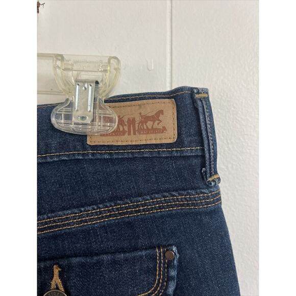 Levi's Mid-Rise Jean Shorts Dark Blue Cuffed Women's Size 6 Gold Pocket W 28 - Picture 6 of 8